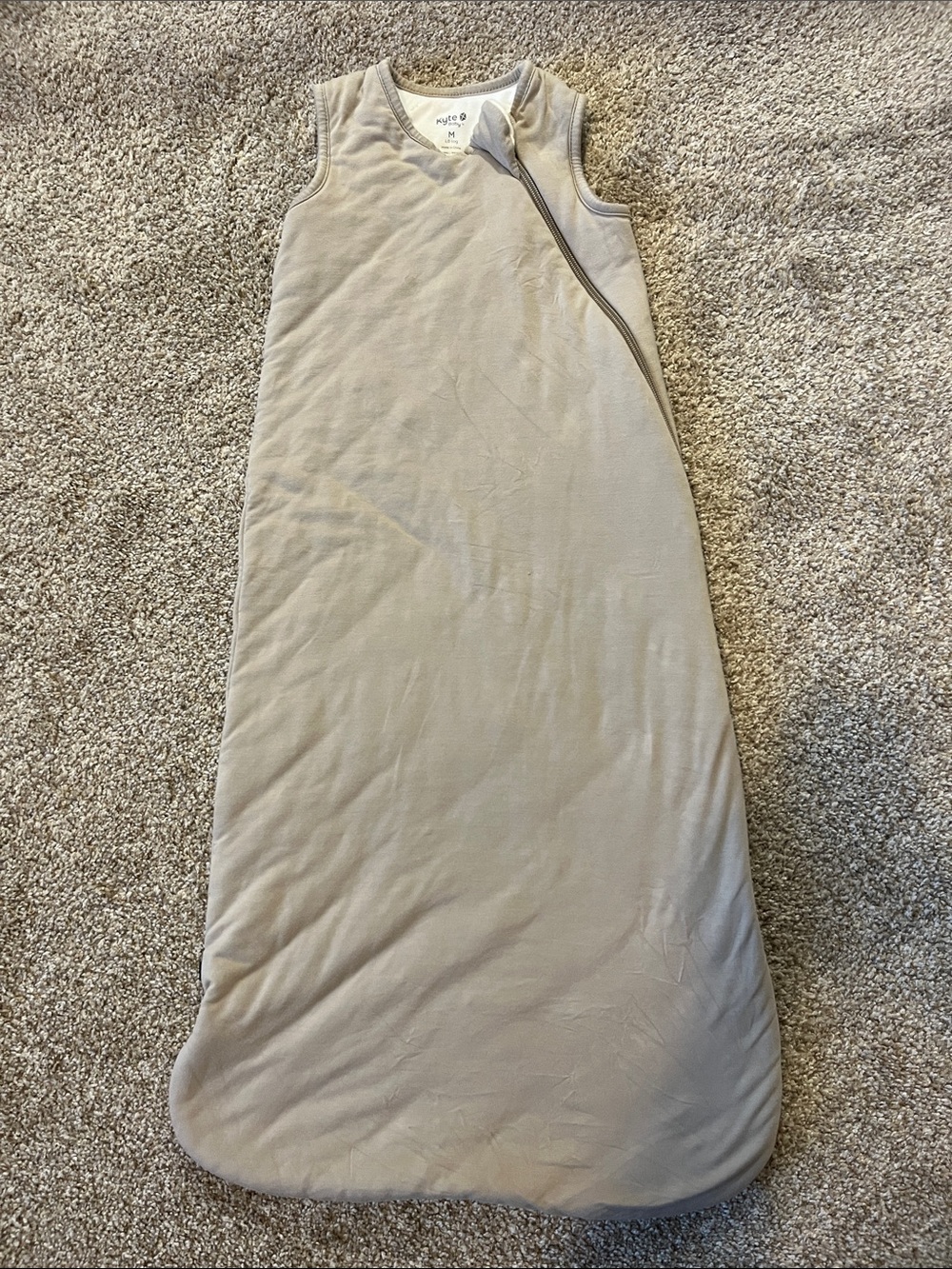 Kyte Baby Sleep Bag in Oat Milk 1.0 tog size M